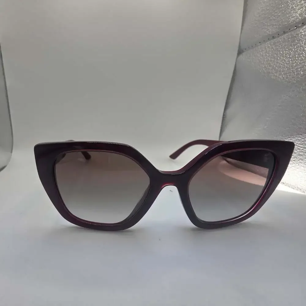 321 Prada Women's Red Polarized Rectangle Sunglasses Shades Size 52-18-140 - Picture 4 of 6